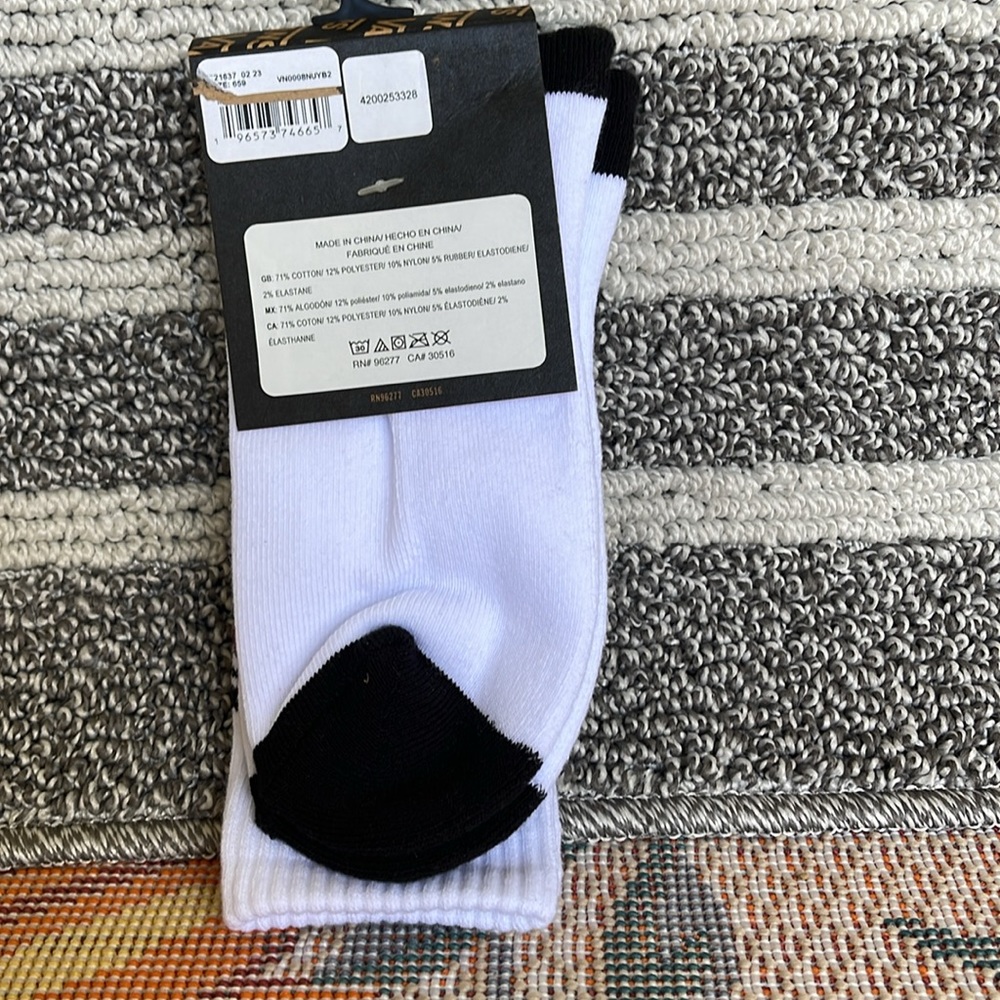 VANS “Off The Wall”  socks - Picture 5 of 10